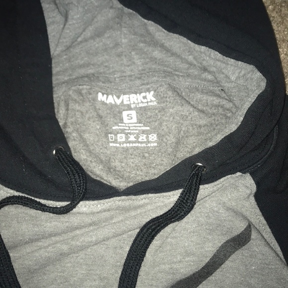 Maverick hoodie by Logan Paul - Picture 3 of 3